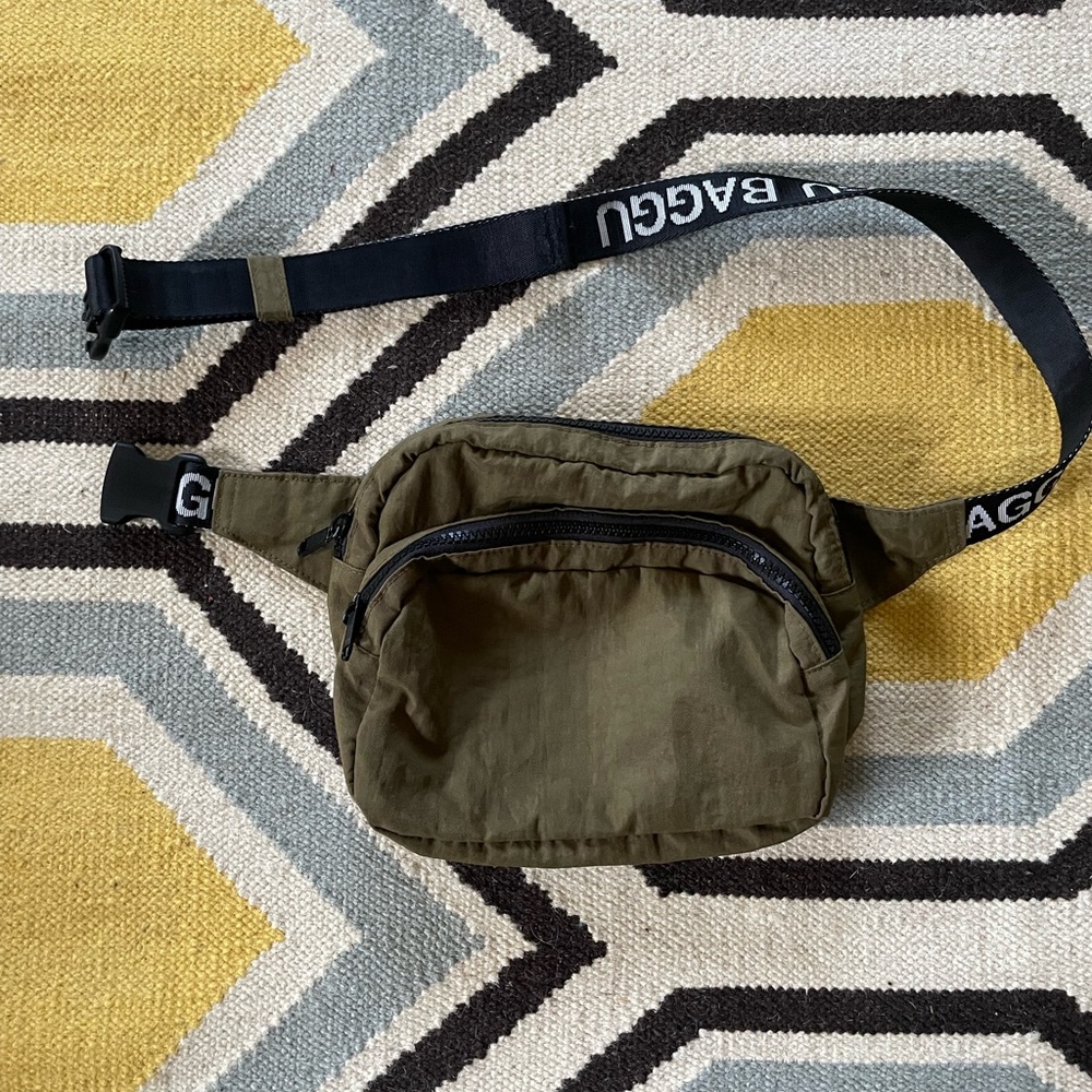Baggu Kelp Fanny pack OG strap